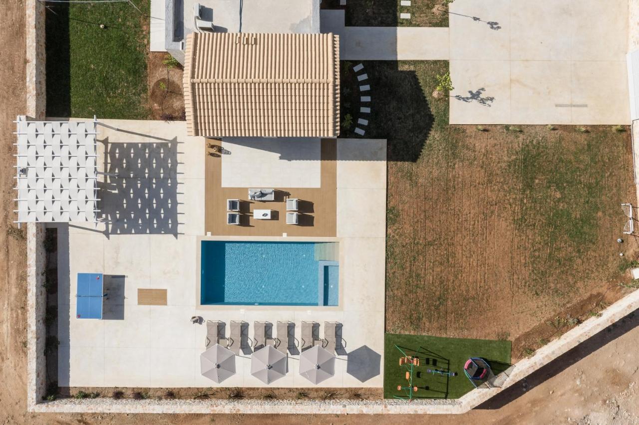 Evaero Villas I, Ii, Iii, IV - An Ever-So Inviting Escape, By Thinkvilla Sfáka Dış mekan fotoğraf