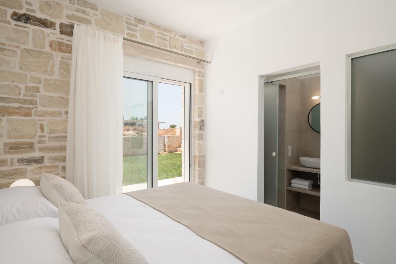 Evaero Villas I, Ii, Iii, IV - An Ever-So Inviting Escape, By Thinkvilla Sfáka Dış mekan fotoğraf