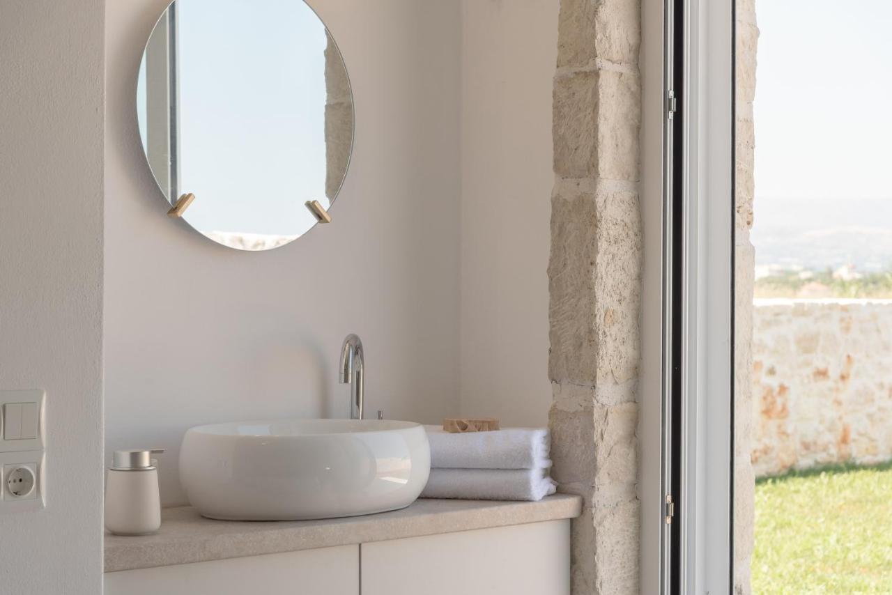 Evaero Villas I, Ii, Iii, IV - An Ever-So Inviting Escape, By Thinkvilla Sfáka Dış mekan fotoğraf