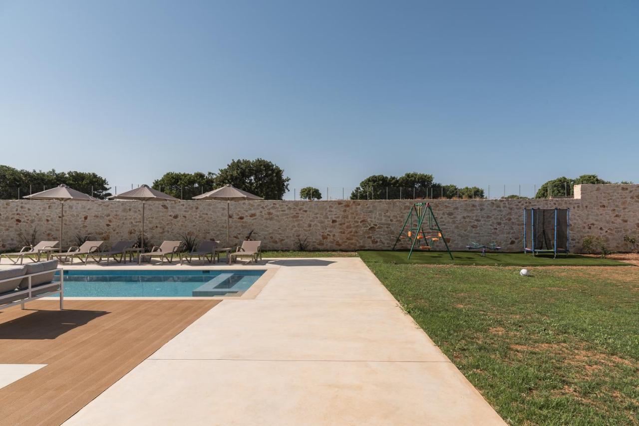 Evaero Villas I, Ii, Iii, IV - An Ever-So Inviting Escape, By Thinkvilla Sfáka Dış mekan fotoğraf