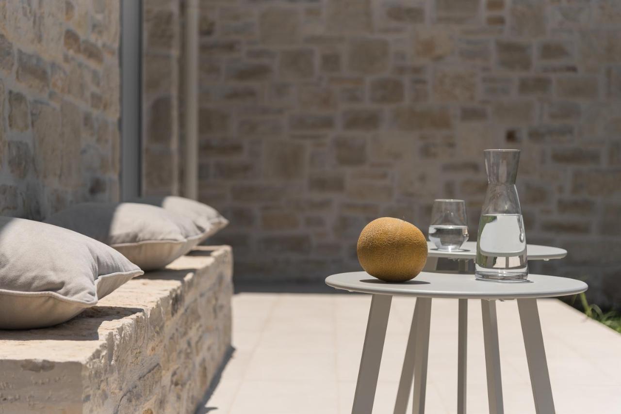 Evaero Villas I, Ii, Iii, IV - An Ever-So Inviting Escape, By Thinkvilla Sfáka Dış mekan fotoğraf